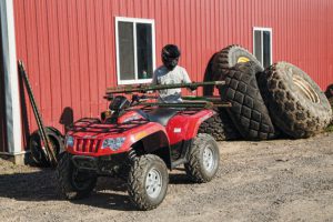 400 4x4 Core - utility quad Arctic Cat