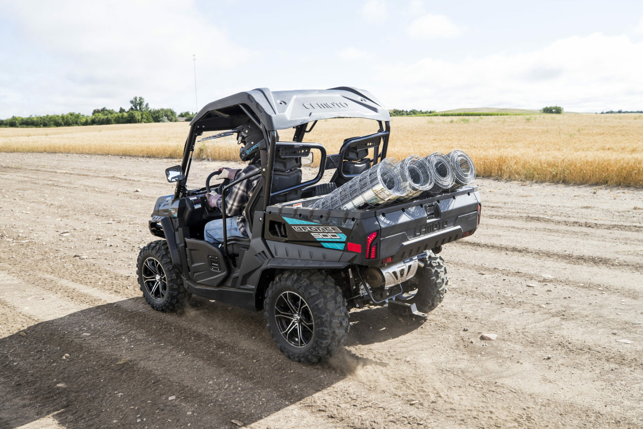 Cf moto tracker. CF Moto u1000. CFMOTO UFORCE. CF Moto 550. CF Moto квадроциклы 550.